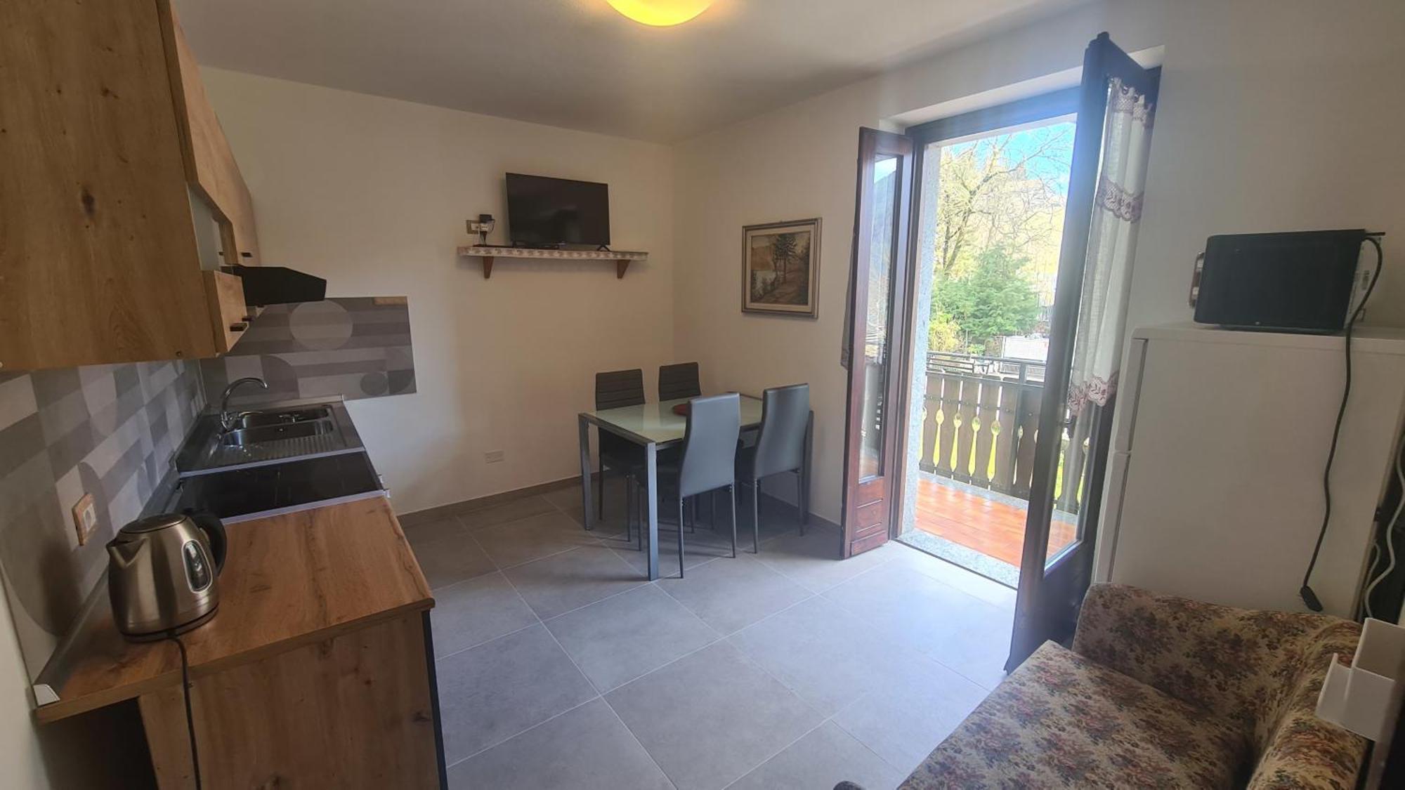 Apartamento Bioledro Casa Lena Mezzolago Exterior foto